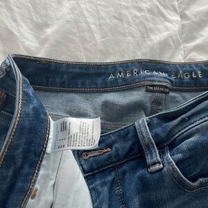 American Eagle the dream jean super high rise jegging